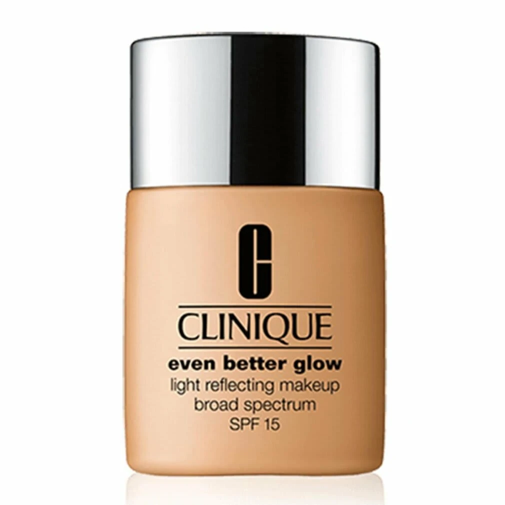 Clinique Even Better Glow Light Reflecting Makeup CN 52 Neutral 3 Clinique Even Better Glow Light Reflecting Makeup CN 52 Neutral – Bild 3