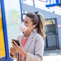 HI - Mund- Und Nasen- Maske In Organic Pink -PureGlow Verkäufe koziol organic hi mund und nasen maske in organic pink 2