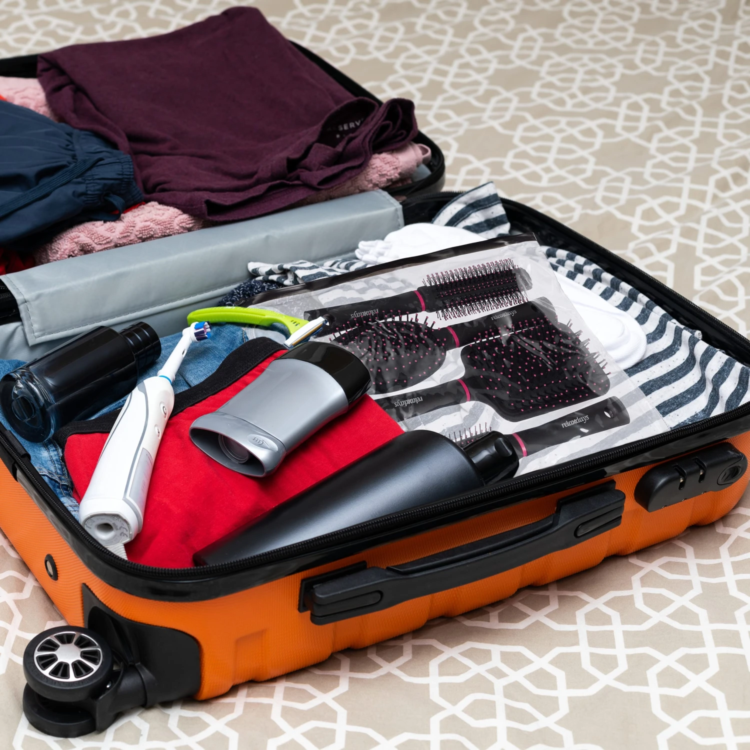 4x Haarbürste In Schwarz/Weiß 6 4x Haarbürste In Schwarz/Weiß – Bild 6